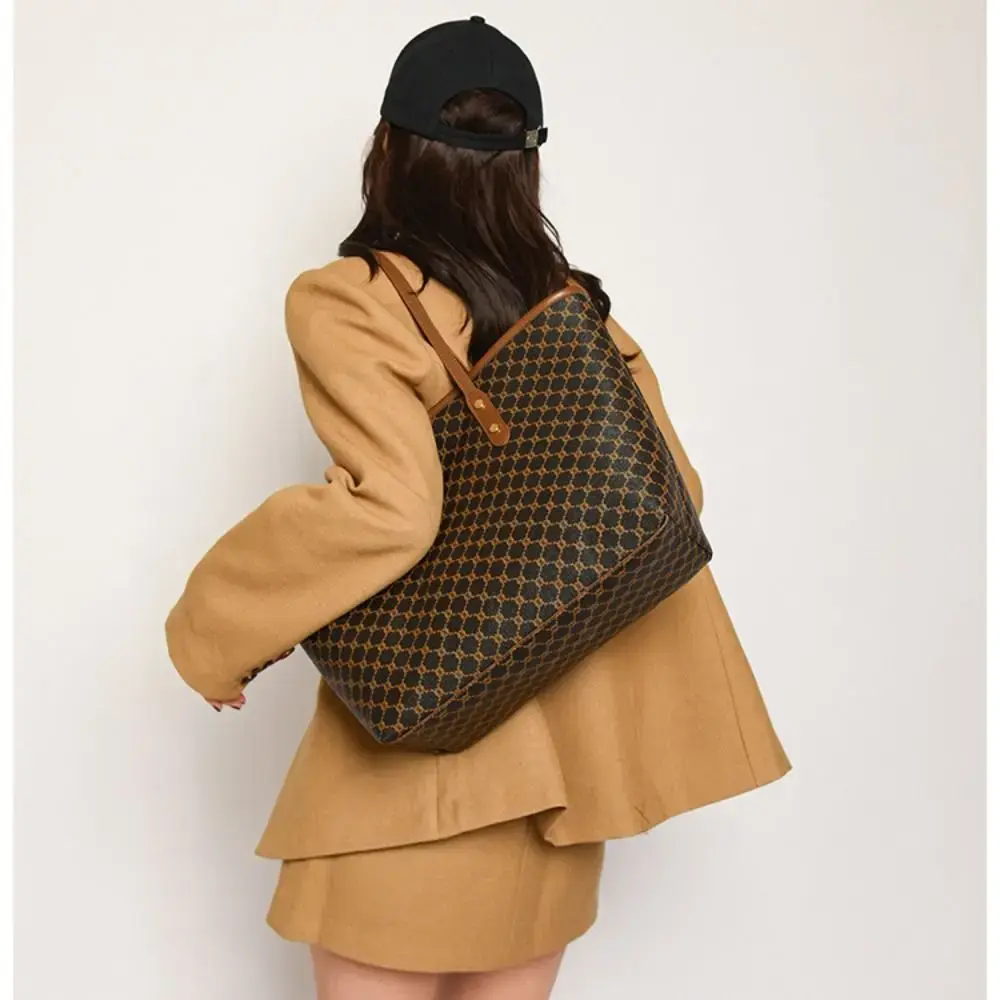 Fashion Women Handbags Classic Design  Shoulder Bag Large Capacity Tote Bag Ladies Casual Commuting Bag