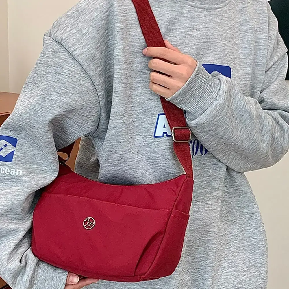 Fashion Women Shoulder Bag Lightweight Large Capacity Crossbody Bag High Quality Messenger Bag