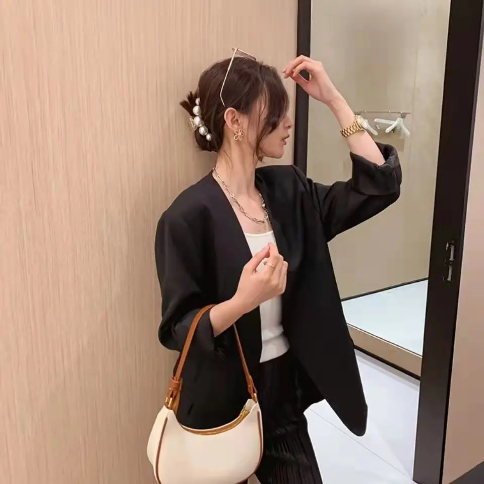 Small C armpit bag women's new fashion explosion with a small French high-grade sense of foreign style single shoulder bag tide