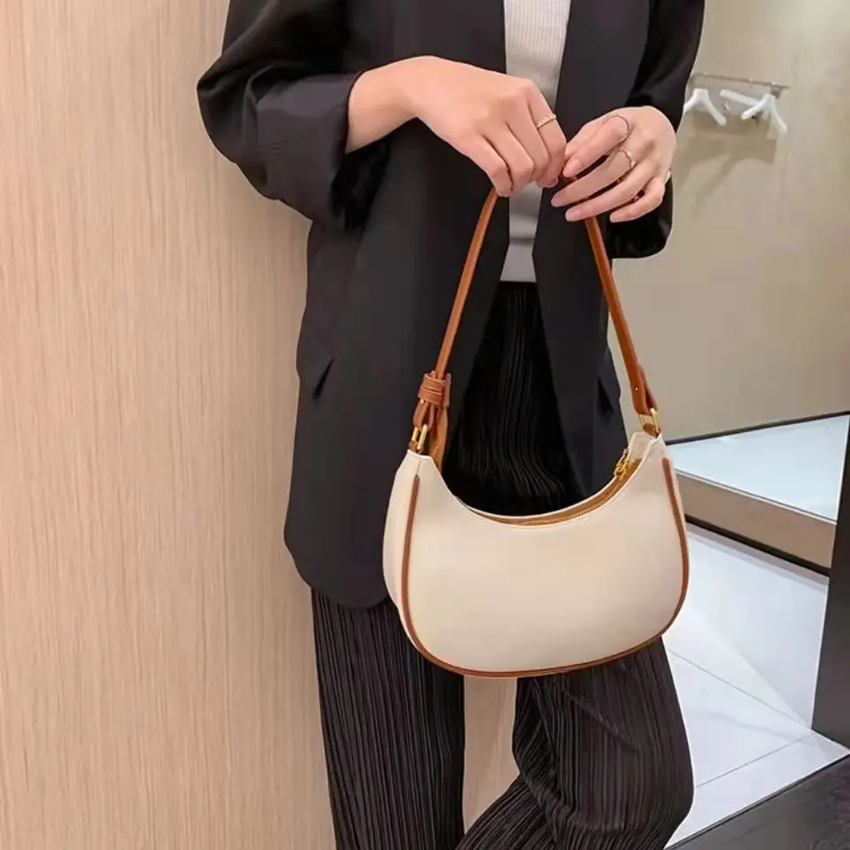 Small C armpit bag women's new fashion explosion with a small French high-grade sense of foreign style single shoulder bag tide
