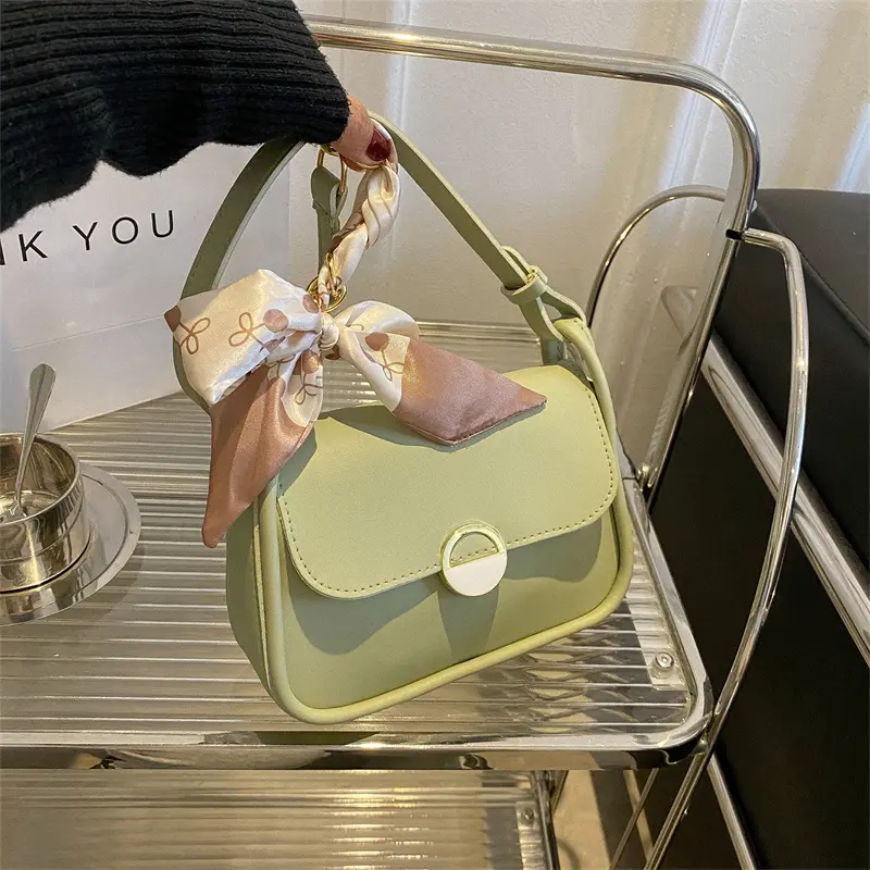 Texture armpit bag female summer new fashion chain bag small square bag ins single shoulder crossbody bag small square bag
