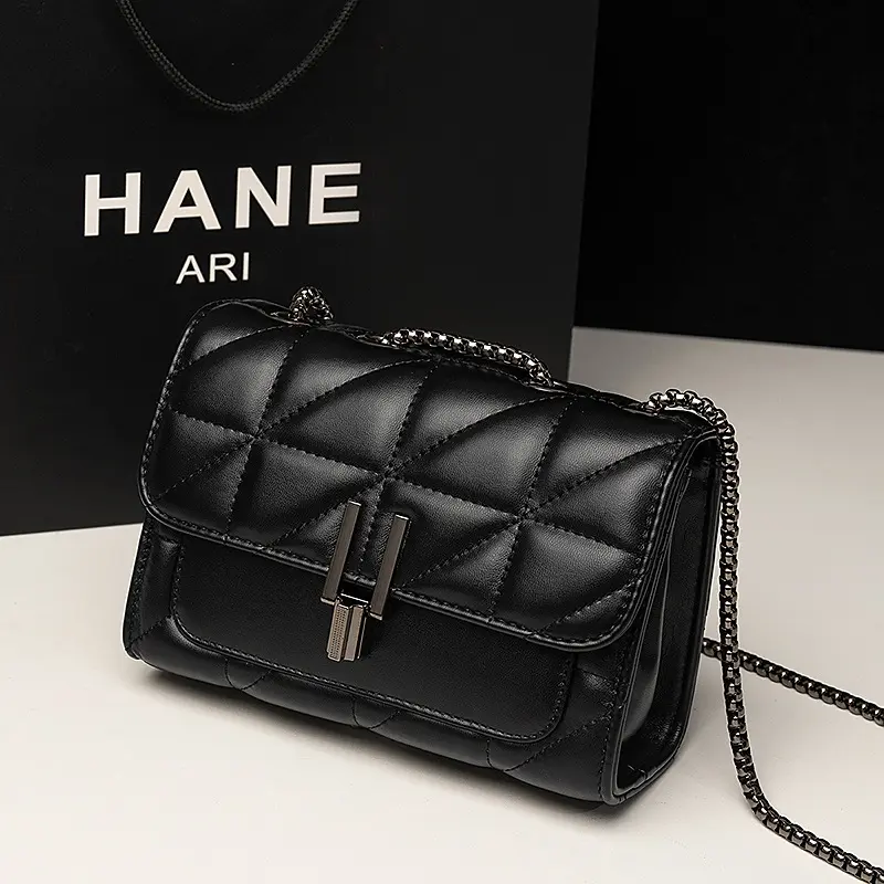 Ringer chain shoulder bag female small bag Crossbody mobile phone bag female mature temperament lady small square bag network