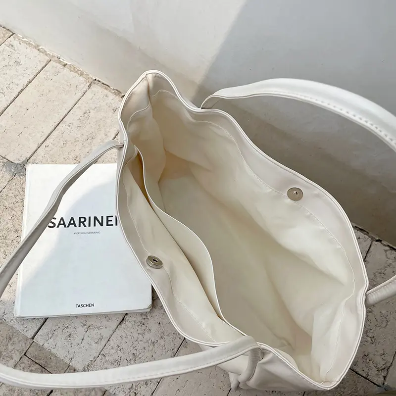 South Korean bag women's new portable bag Tote bag small design all large capacity single shoulder leisure underarm bag
