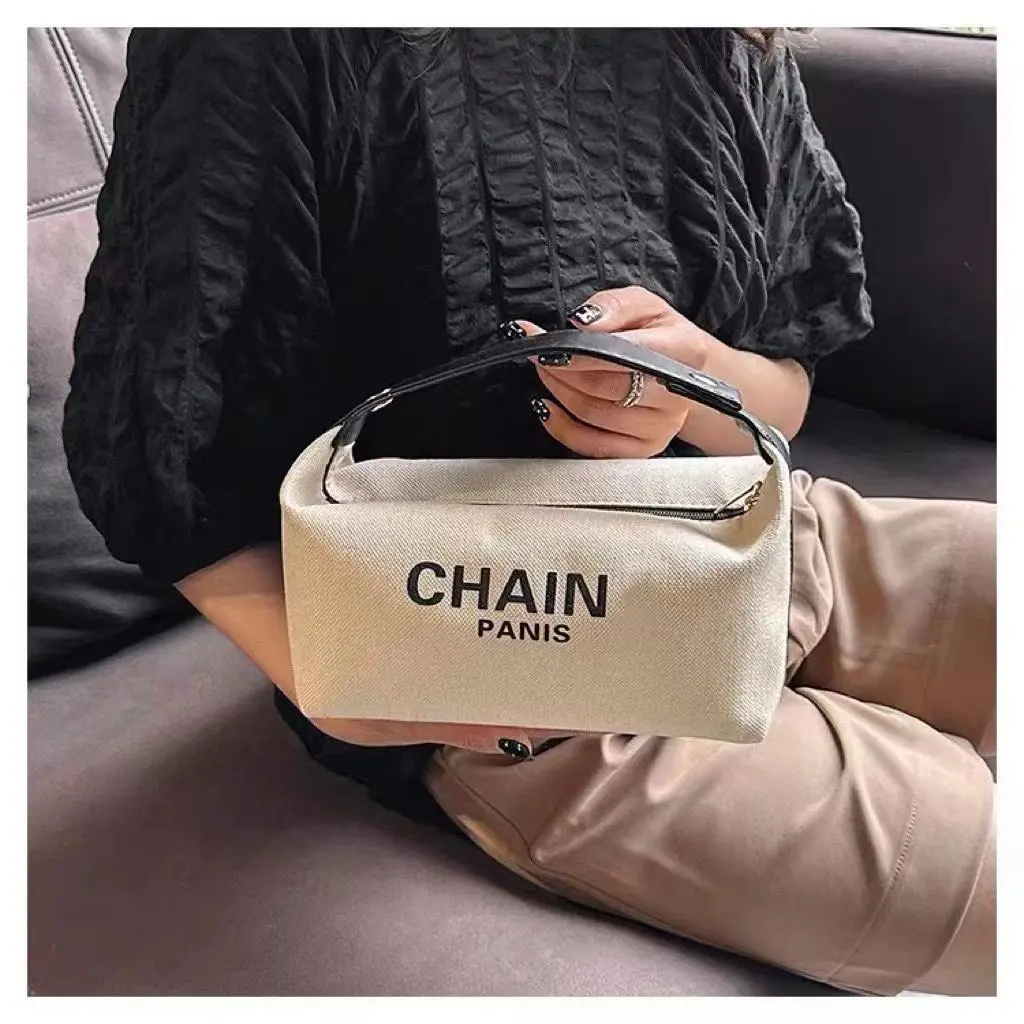Net celebrity large capacity makeup bag Women's bag Portable advanced sense net celebrity travel tote bag toiletry storage bag