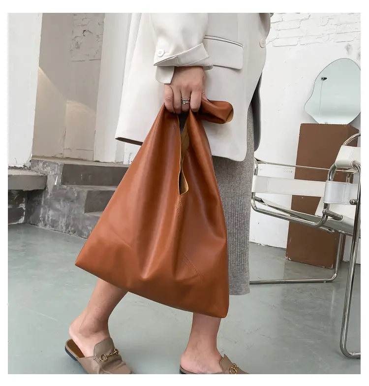 Large capacity Tote bag women's bag soft leather handbag niche design simple fashion shoulder bag bags for women