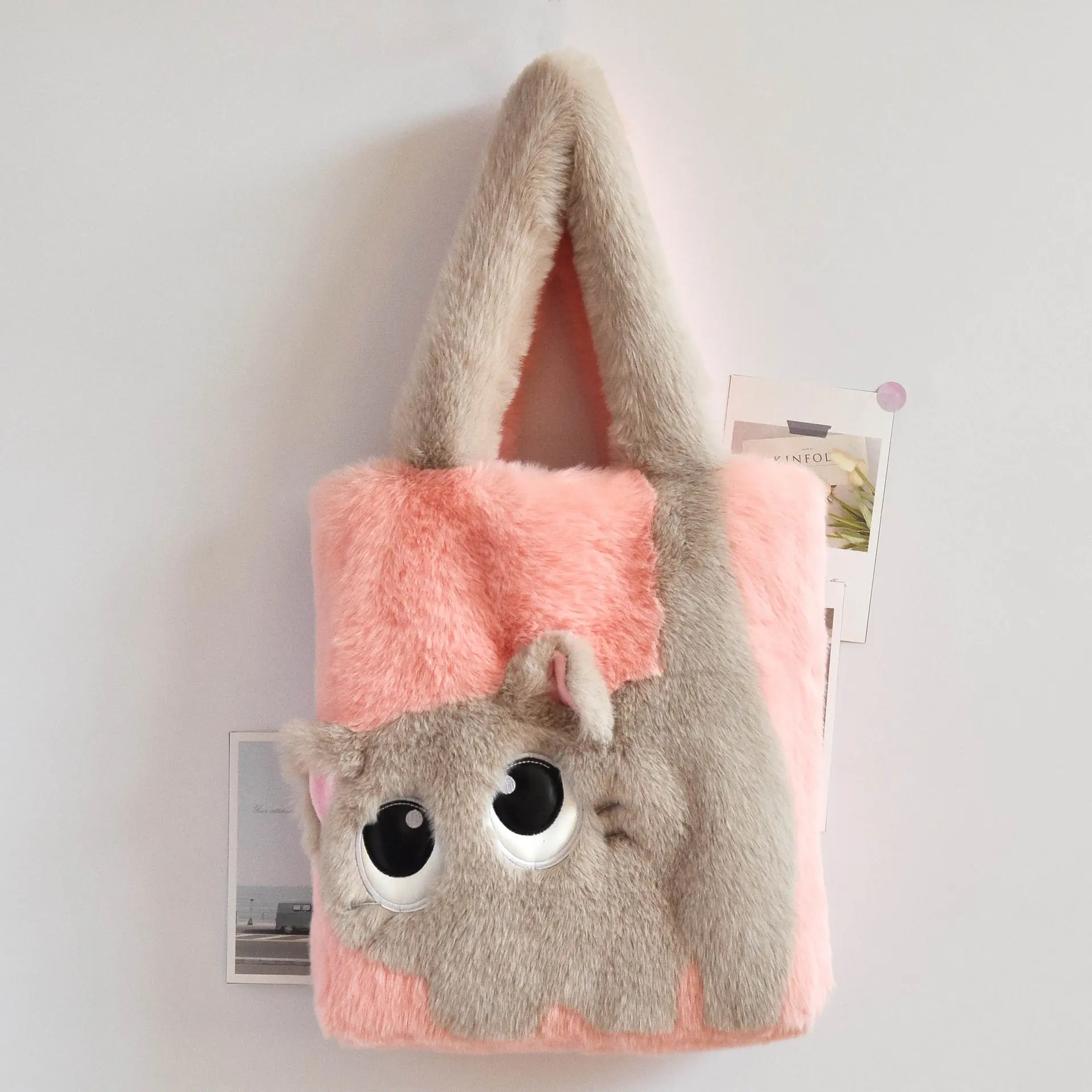 New autumn and winter plush bag women's large capacity creative cat cartoon color contrast stitching embroidery Tote bag handbag
