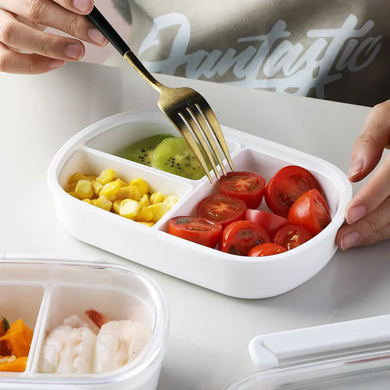 Student lunch box can be microwave lunch box Plastic sealed fruit food compartments crisper insulated lunch box