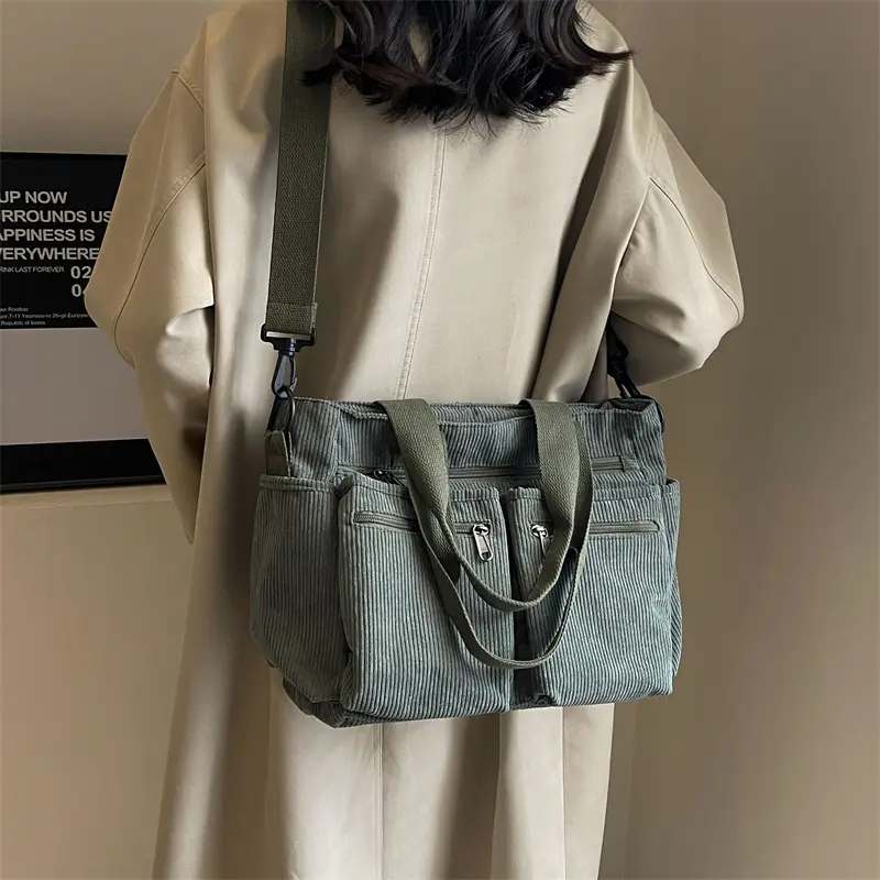 Velvet shoulder bag Large capacity commuter travel fashion casual simple crossbody bag Korean version Rui Ying wind backpack