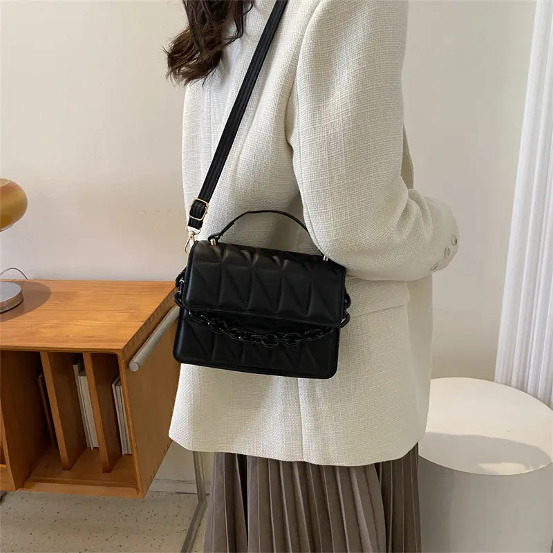 Simple design retro carrying small square bag women's bag autumn and winter new chain bag single shoulder crossbody bag diamond