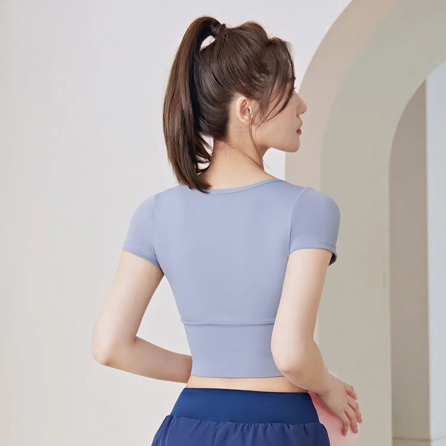 Juyitang Splicing Yoga Short Sleeve with Chest Pad