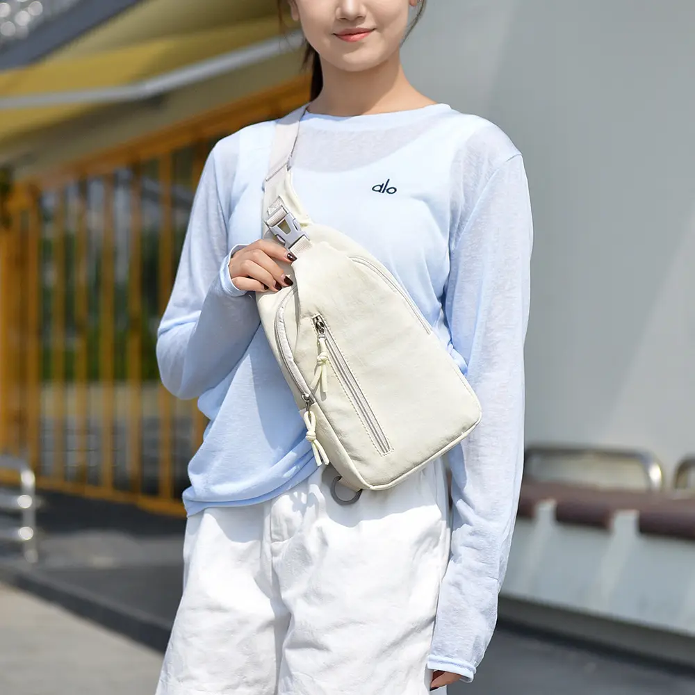 Breast bag Casual shoulder messenger bag Anti-splash trend Commuter travel cycling bags for women crossbody bags for women