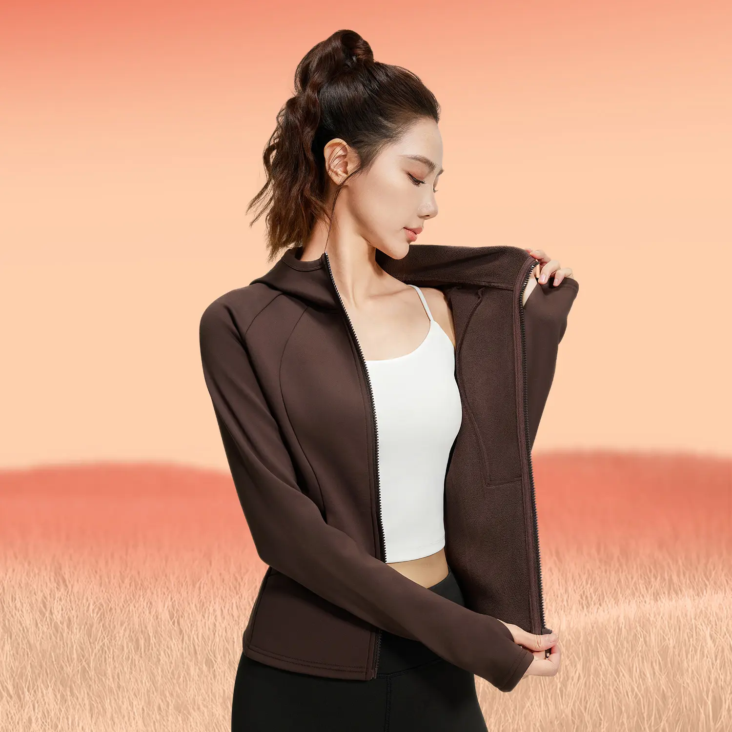 Juyitang autumn and winter velvet yoga suit slim waist women's casual versatile fitness hooded sports suit