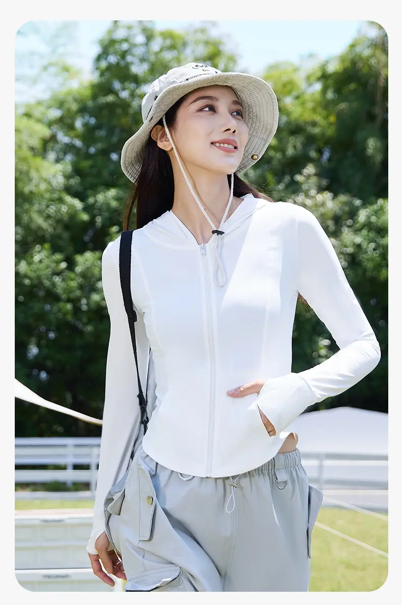 Processing summer UV protection sunscreen jacket Thin outdoor skin clothing Hooded sunscreen clothing jacket