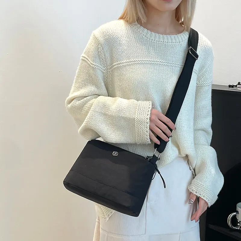 Fashion messenger bags for women Multi-layer travel shopping Small square bags for women