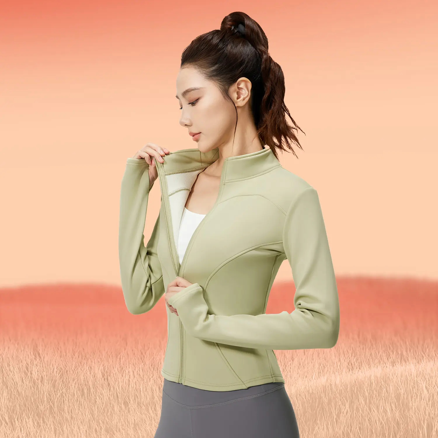 Juyitang autumn and winter velvet yoga clothes top thickened warm fitness clothes peach velvet sports jacket fitness femme
