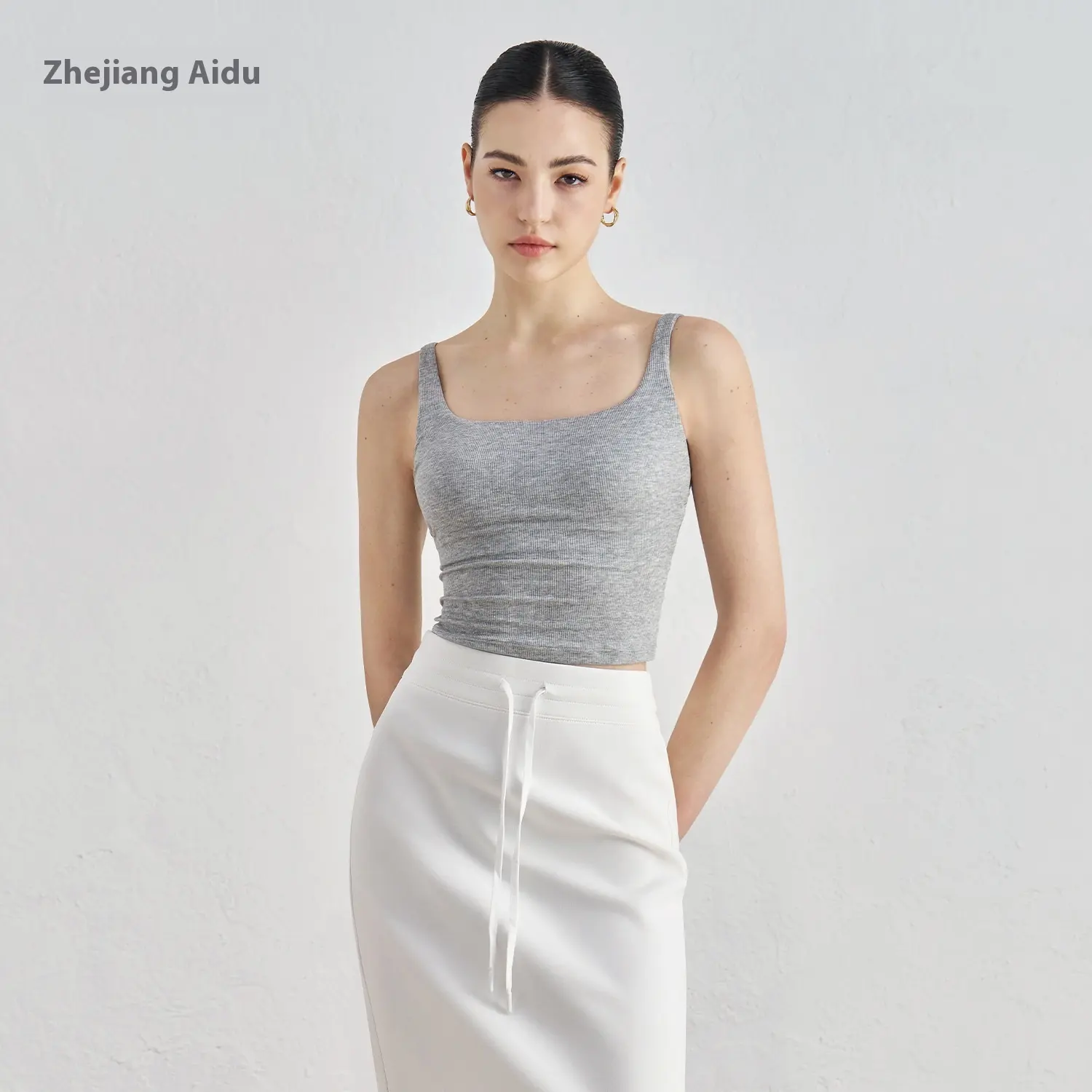 Yoga vest women's wide shoulder beautiful back sports underwear with chest pad long fitness bra sports bra