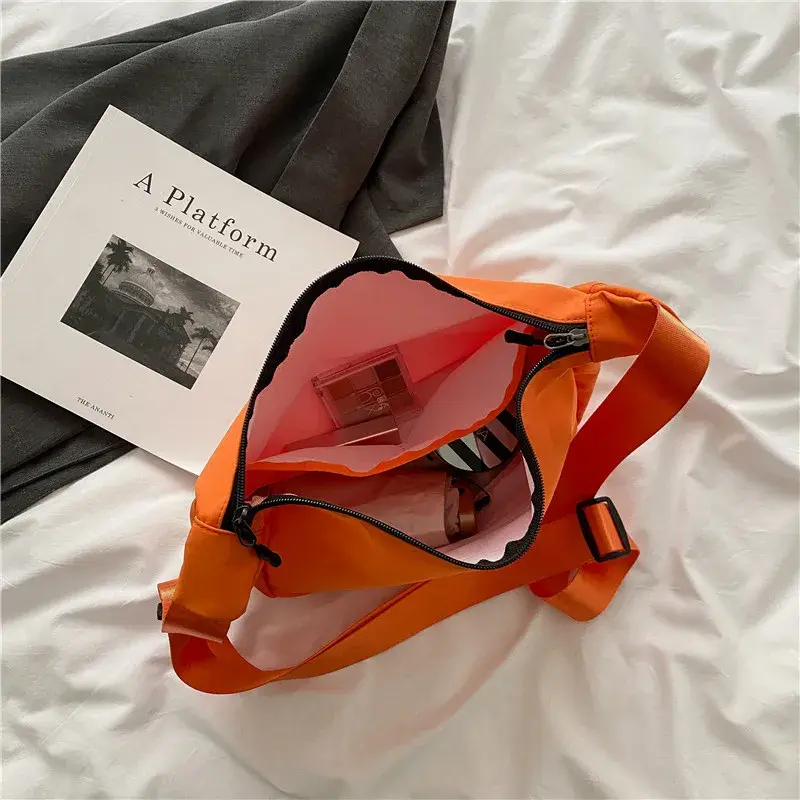 Bag female new autumn and winter fashion Korean version large capacity crossbody bag casual lightweight simple dumpling bag
