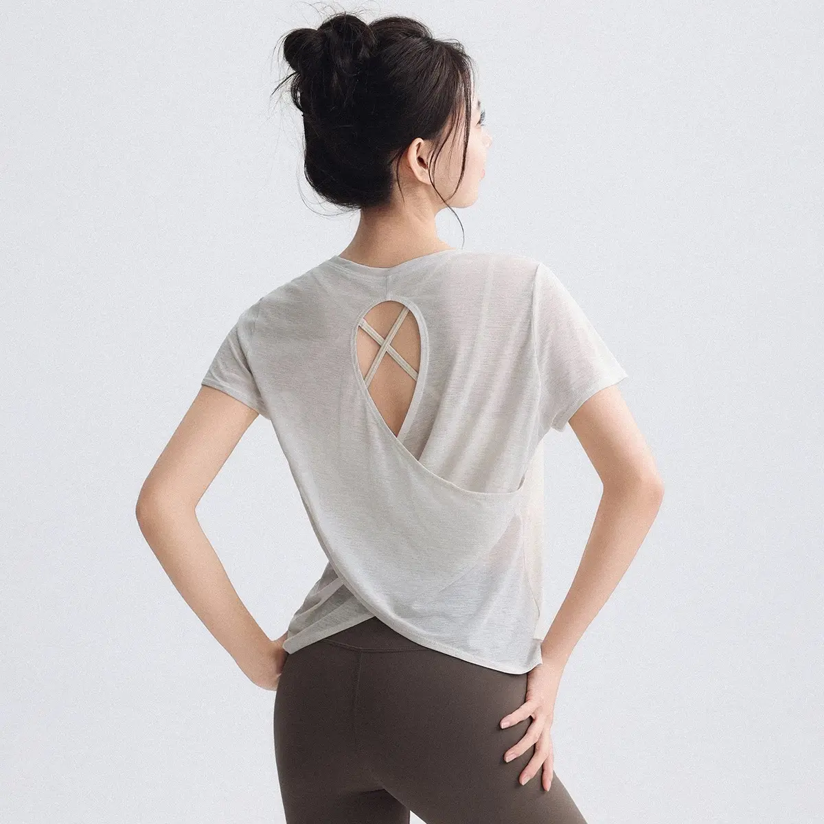 Slub yarn yoga T-shirt loose sports top women's fitness Pilates water droplets hollow back yoga clothes