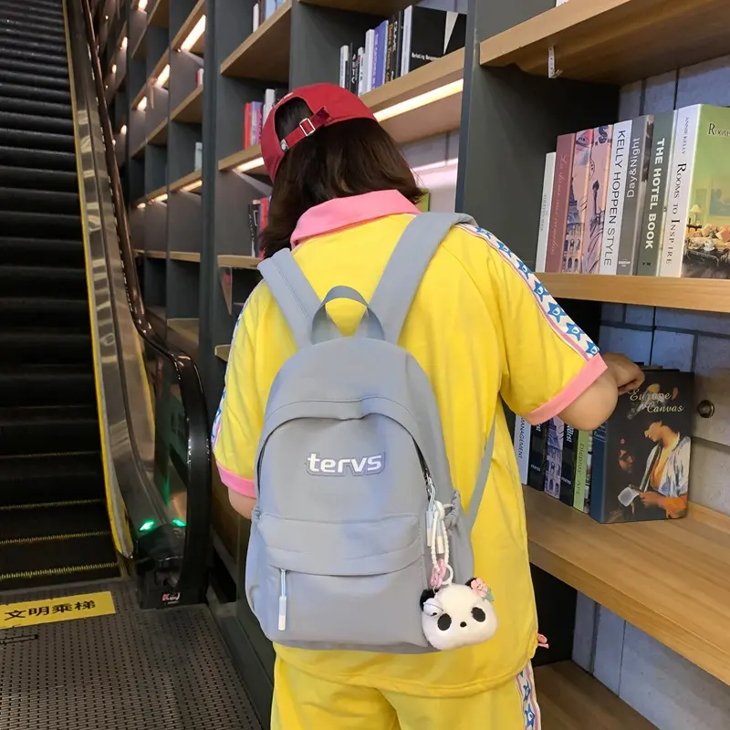 Fresh versatile schoolbag cute lightweight small backpack school backpack backpack women