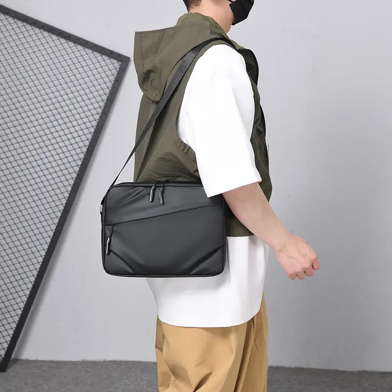 Men's shoulder bag waterproof lightweight fashion men's messenger bag men's commuter cross bag men bags