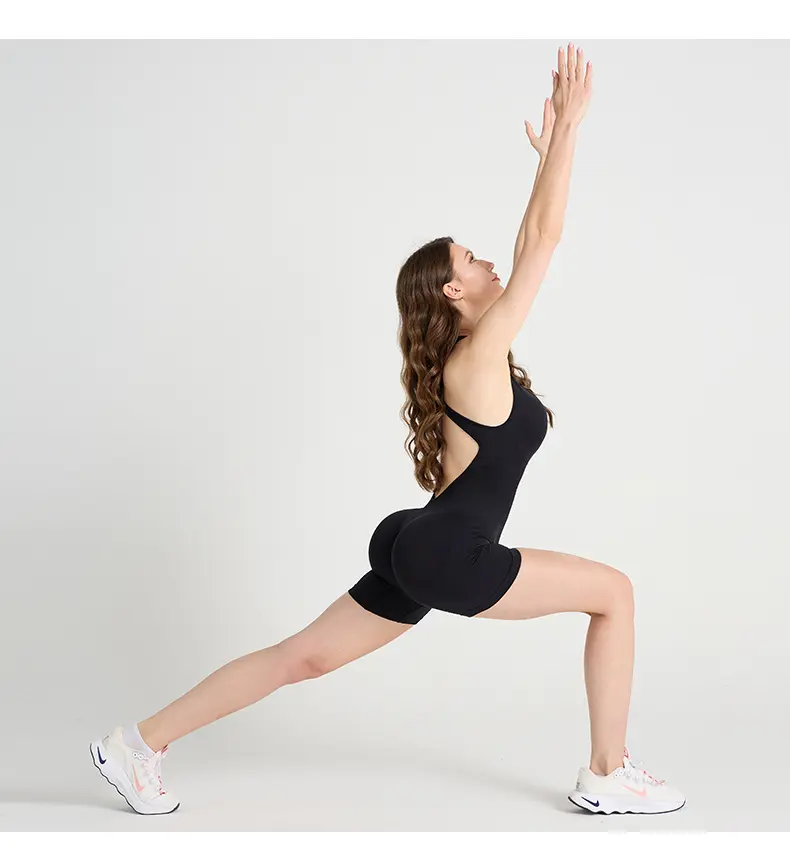 Seamless one-piece yoga suit with chest pad back hollow sports onesie workout clothes for women yoga set