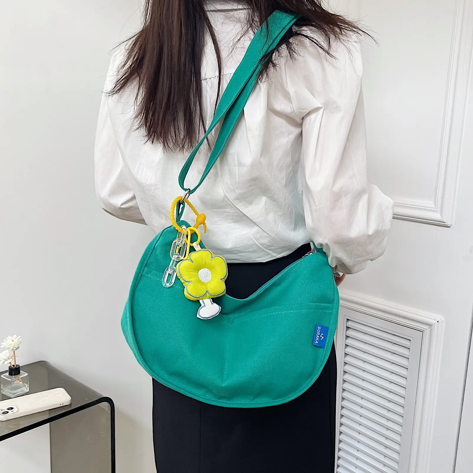 Large capacity canvas dumpling bag female Japanese new all-in-one shoulder bag Fashion flower postman bag crossbody bag