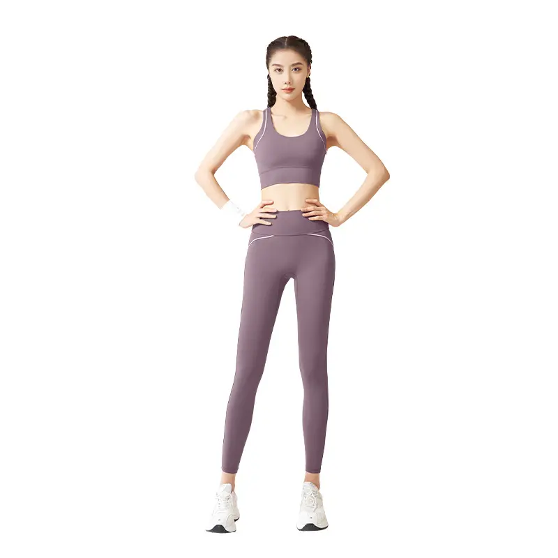 Juyitang yoga set with a slimming design, high-intensity workout wear, highly elastic and breathable yoga clothing.