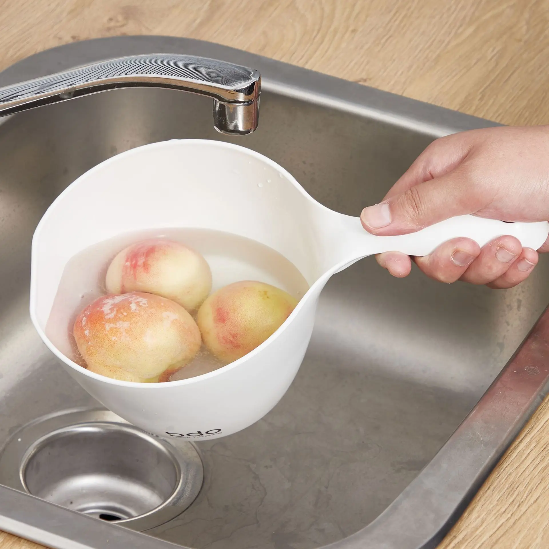 Unbroken water spoon deepened thickened long handle plastic large creative transparent water scoop scoop shampoo spoon