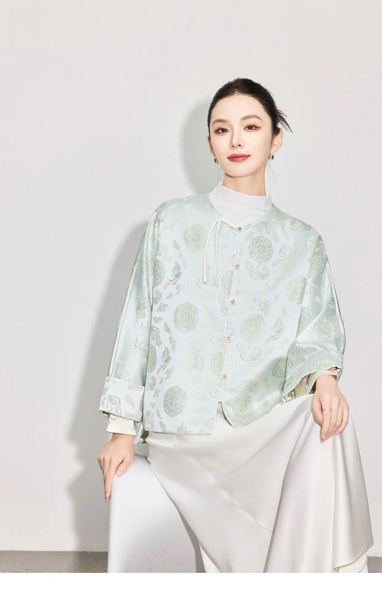 Chinese style button coat women's imitation Song brocade retro crew neck top Chinese shirt
