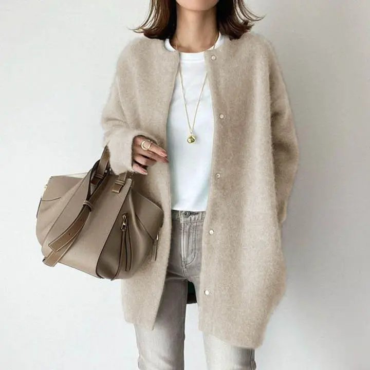 Autumn new super soft knitted coat shows thin design sense niche loose coat women cardigan women sweater