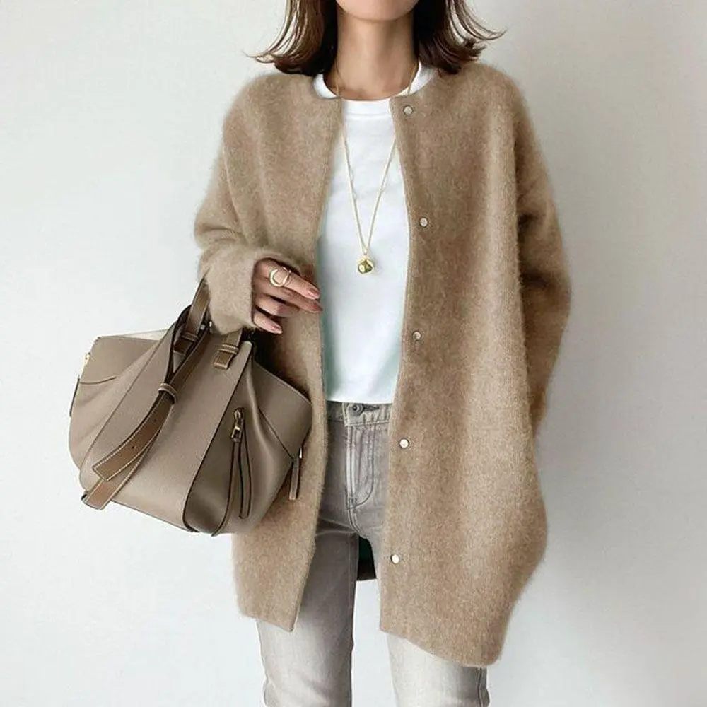 Autumn new super soft knitted coat shows thin design sense niche loose coat women cardigan women sweater