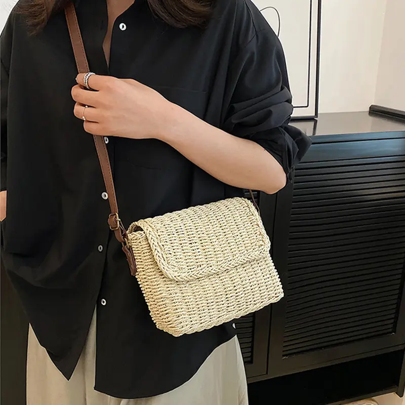 Women Weave Straw Bag Shoulder Bag Vintage Small Square Satchel Bag Adjustable Strap Handmade Chic Hobo Bag