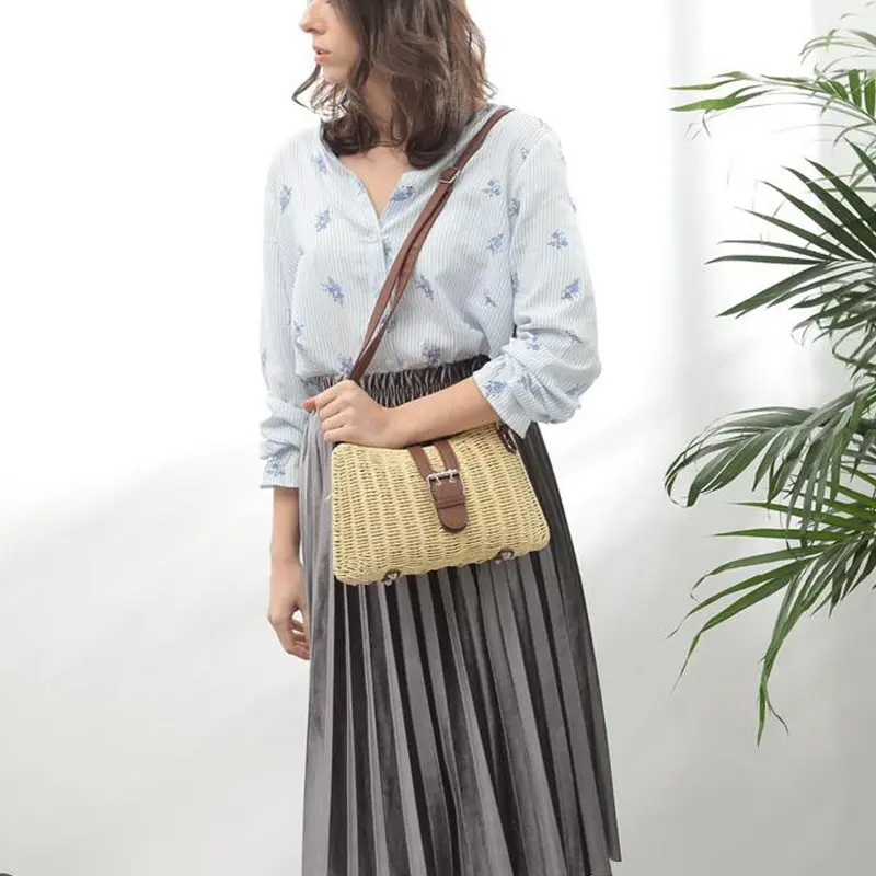 Luxury Design Beach Bag Straw Weave Small Purse and Handbag For Women Summer Rattan Handmade Crossbdoy Bag Travel Shoulder Bags