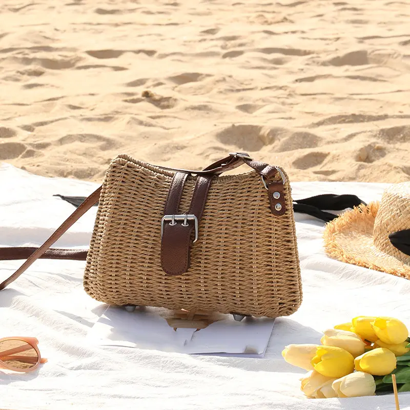 Luxury Design Beach Bag Straw Weave Small Purse and Handbag For Women Summer Rattan Handmade Crossbdoy Bag Travel Shoulder Bags