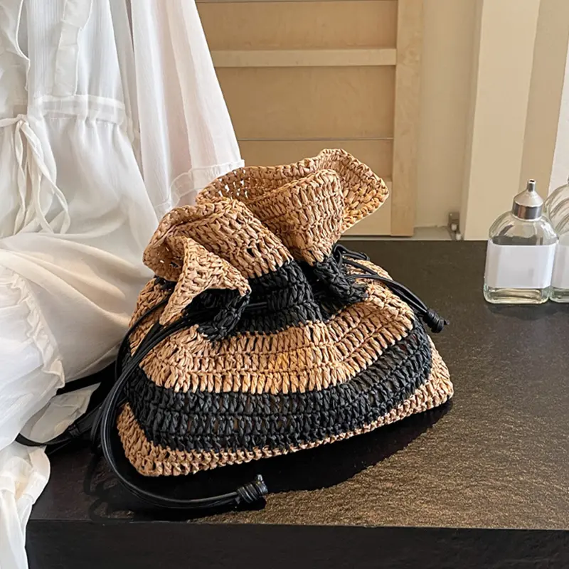 PU Leather Strap Woven Shoulder Bag Hollow Out Shopping Totes Large Capacity Striped Design Female Clutch Women Handbag