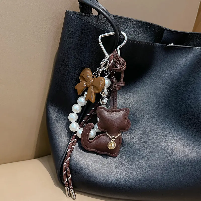 Lovely PU Leather Cat Keychain Car Keyring Cartoon PU Leather Hanger Fashion Bag Pendant Bag Ornament