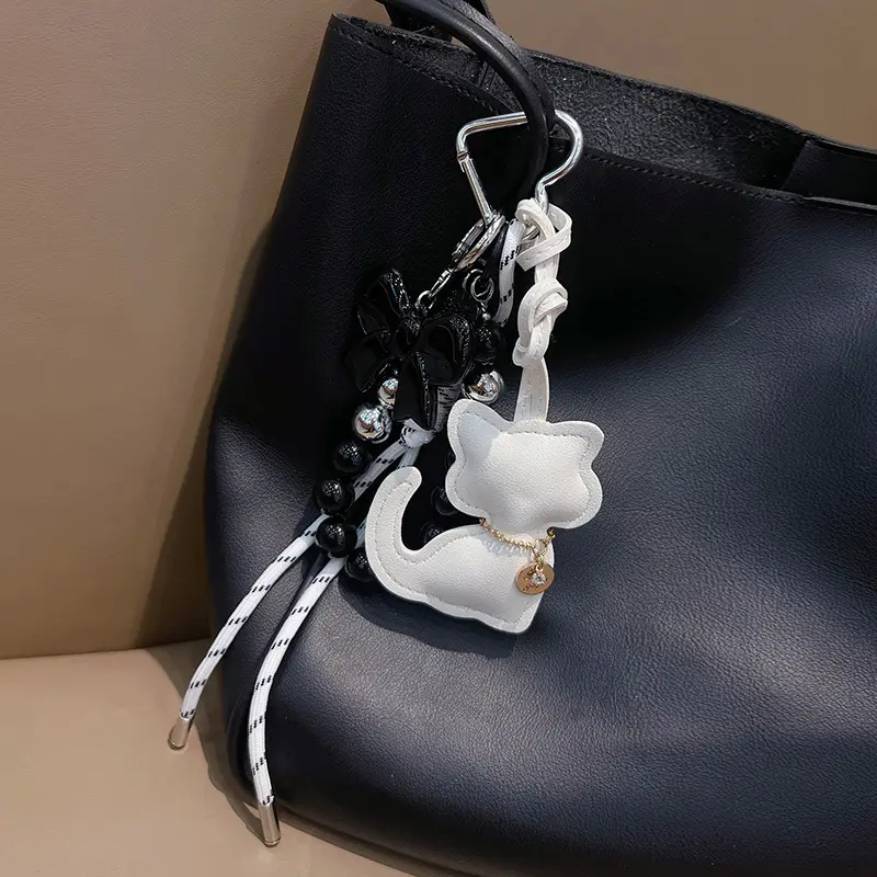Lovely PU Leather Cat Keychain Car Keyring Cartoon PU Leather Hanger Fashion Bag Pendant Bag Ornament