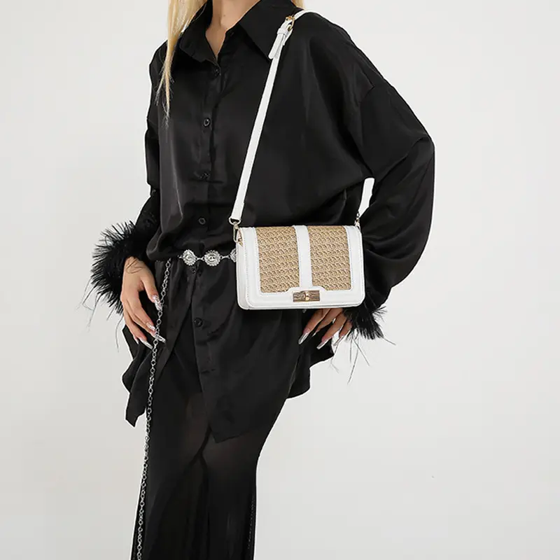 Women's Shoulder Bags Luxury Straw Woven Crossbody Bags for Girl Messenger Ladies Flap Small Square Handbag