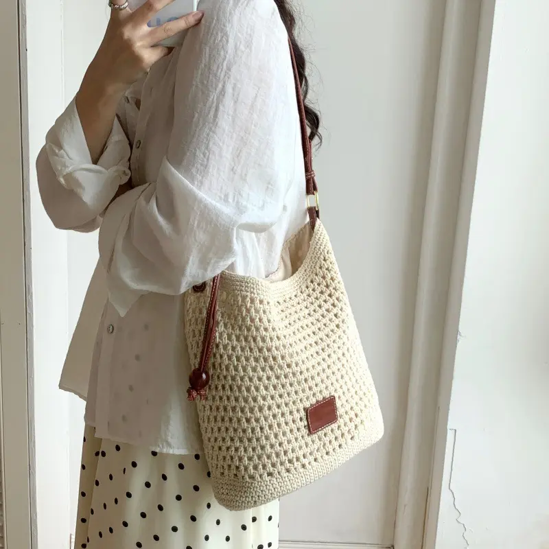 Summer Women's Large-capacity Woven Tote All-match for Casual Wear Commuting Shoulder Bag Beach Holidays Bucket Handbag