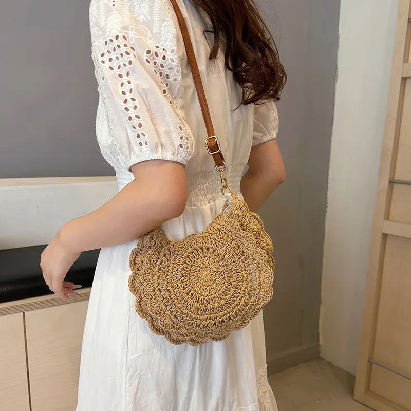 Woven Straw Round Handbags and Purses Shouler Crossbody Bags for Women Casual Summer Beach Ladies Messenger Bags