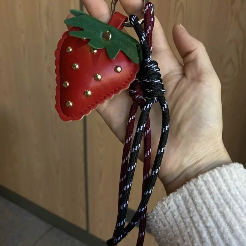 New Cut Leather Strawberry Bag Hanging Pendant Keychain Jewelry Gift Decoration Accessories