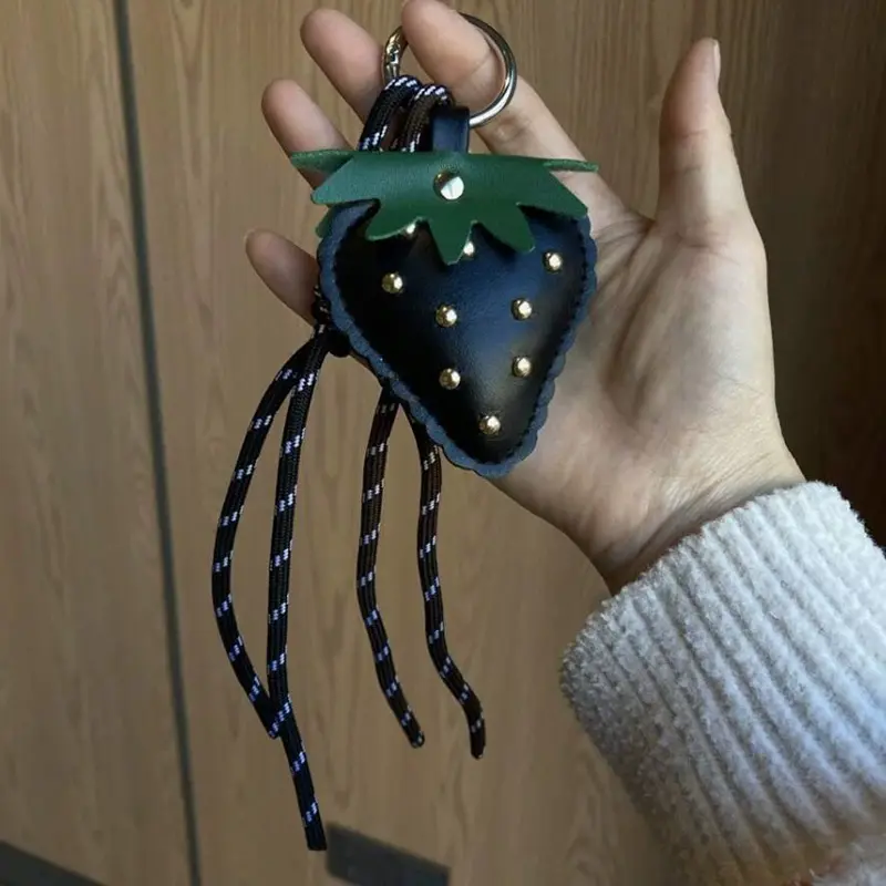 New Cut Leather Strawberry Bag Hanging Pendant Keychain Jewelry Gift Decoration Accessories