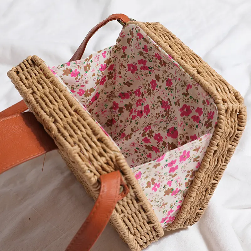 Retro Flap Straw Woven Crossbody Bags Casual Portable Small Purse For Women Rattan Box Messenger Bags Female Travel Mini Handbag