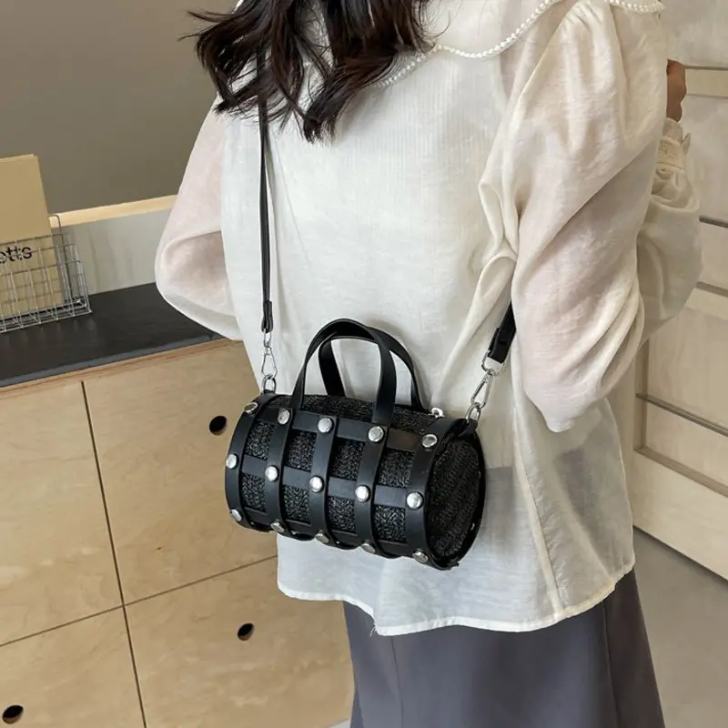 Vintage Round Crossbody Bag Women Rivet Handle Shoulder Bag Luxury Designer Female Straw Woven Small Handbags