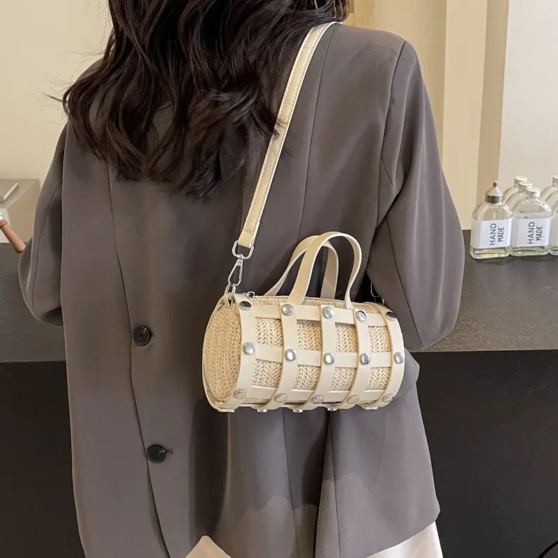 Vintage Round Crossbody Bag Women Rivet Handle Shoulder Bag Luxury Designer Female Straw Woven Small Handbags