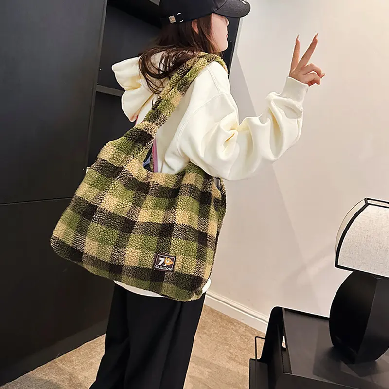 Fashion Classic Contrast Stripe Design Tote Bag Large Capacity Portable Letter Pattern Decoration Design Women Shoulder Bag