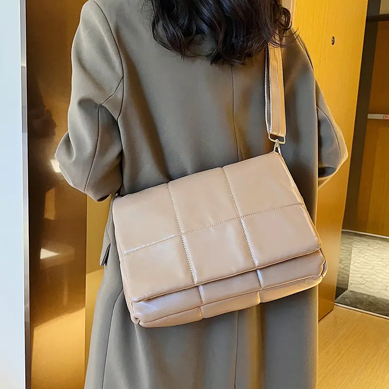 Winter Luxury Designer Large Capacity Handbags For Women Padded Shoulder Bag PU Leather Female Fashion Shopper Totes bolso mujer