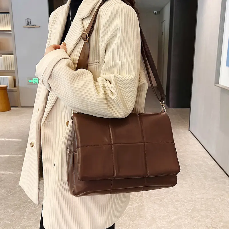 Winter Luxury Designer Large Capacity Handbags For Women Padded Shoulder Bag PU Leather Female Fashion Shopper Totes bolso mujer