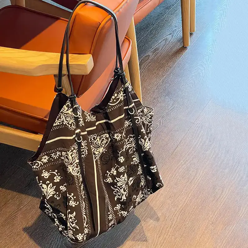 Ethnic Print Pattern Nylon Shoulder Bag Versatile Stylish Lazy Tote Bag Niche Designer Large Capacity Shopping Handbags