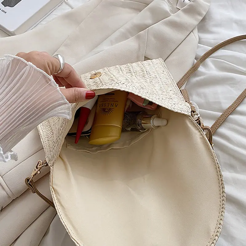 Summer Beach Bag Straw Clutch Envelope Bag Ball pendant Crossbody Bag for Women Travel Shoulder Bags Ladies Casual Shopper Totes